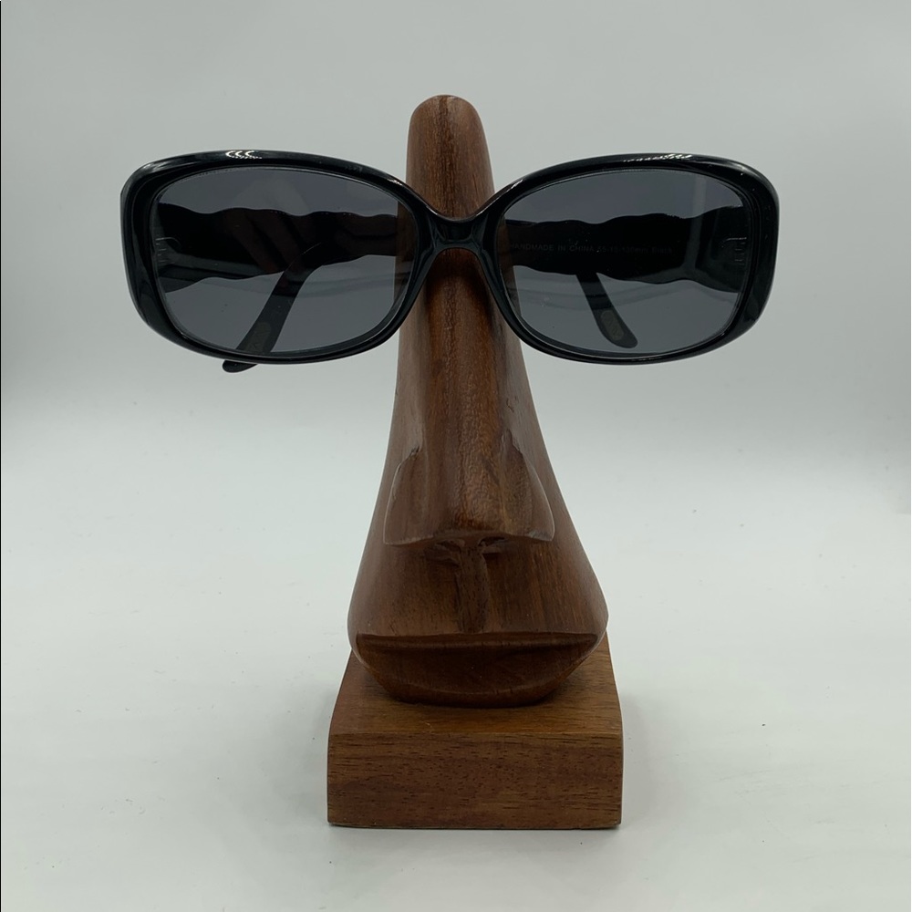 Carmen Marc Valvo Maria Black Oval Sunglasses